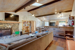 Tahoe Home 3 Mi to Heavenly Mountain Resort! Stateline